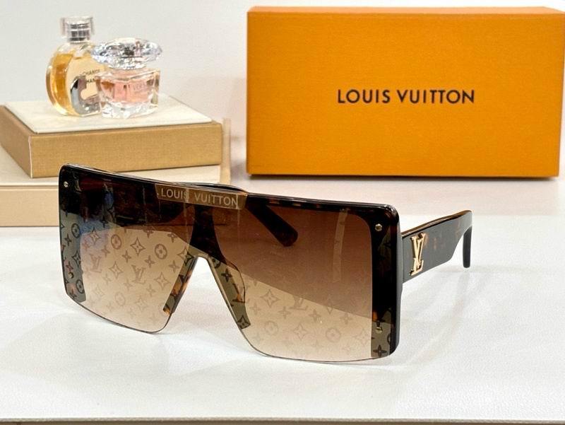 LV Sunglasses 853